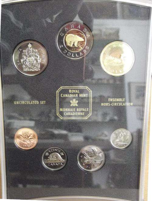 Canada - UNC coin set 2002, from Royal Canadian Mint - as per photos