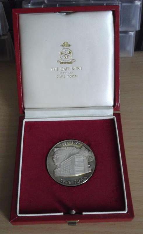 Silver medallion, 21st Anniversary of the Cape Mint, in box