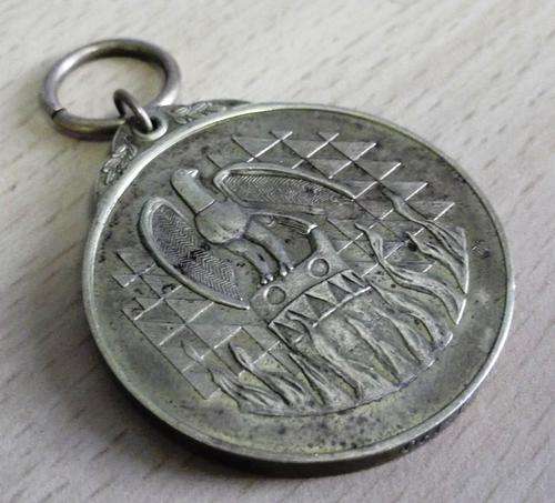Zimbabwe Independence Medal 1980 *Full Size* - excellent condition - No.15190