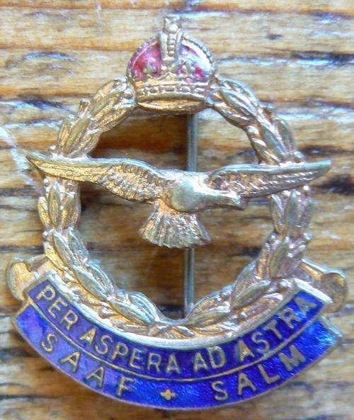 South African Airforce (SAAF) WW2 enamelled pin badge
