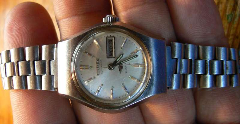 Vintage Citizen 6600 automatic ladies day/date watch - 21 jewels - working