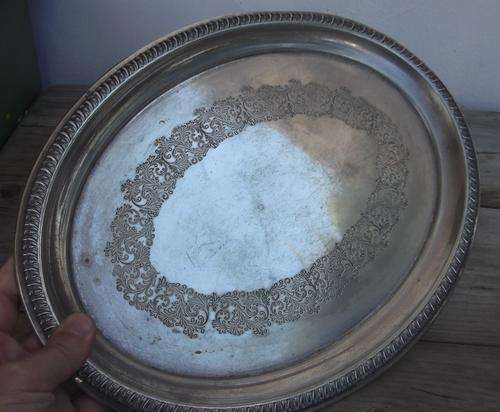 Pretty EPNS silver plated oval tray