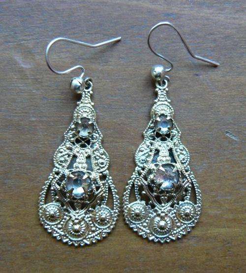 Vintage filigree teardrop earrings with silver hooks