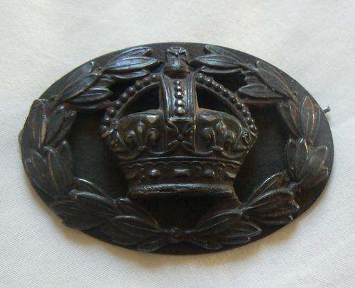 WWI Warrant Officer large badge: crown in wreath with backplate