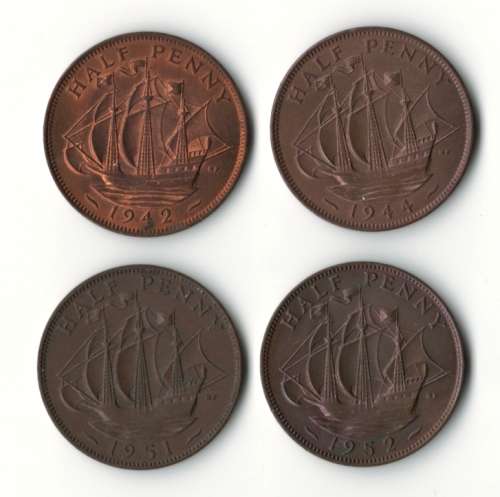 Great Britain four great Half Pennies 1942, 1944, 1951, 1952