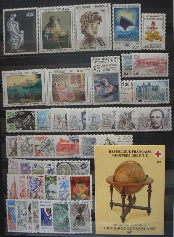 France 1982 lot of 44 MNH stamps + booklet + 3 PhilexFrance 82 items - CV$90+