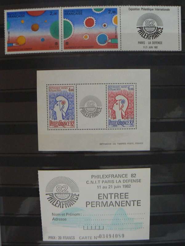 France 1982 lot of 44 MNH stamps + booklet + 3 PhilexFrance 82 items - CV$90+