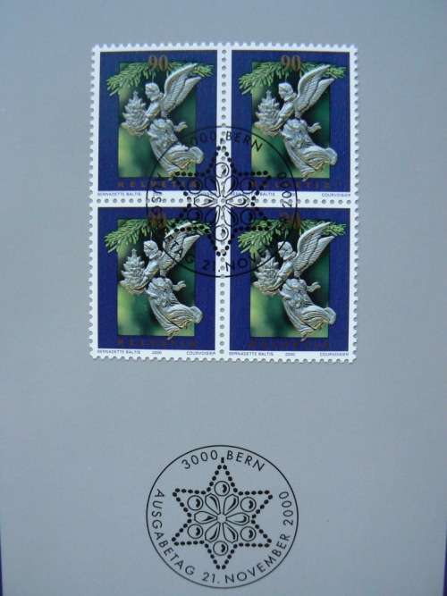 Switzerland 2000 lot of 36 officially cancelled stamps, 4 booklets + card with block of 4 - CV$150+