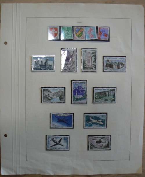 1960 France lot of 60 MNH stamps + booklet on 4 pages - CV$160