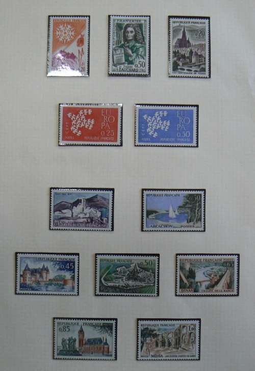 1961 France lot of 44 MNH stmps + 1 imperf + 1 booklet on 4 pages - CV$120