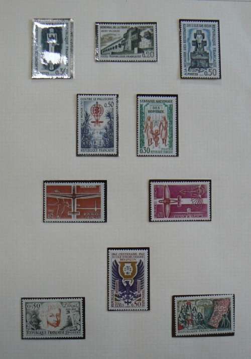 1962 France lot of 43 MNH stamps + booklet + 2 gutter pairs on 4 pages - CV$80