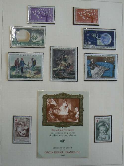 1962 France lot of 43 MNH stamps + booklet + 2 gutter pairs on 4 pages - CV$80