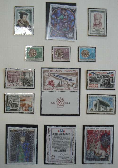 1964 France lot of 38 MNH stamps + strip + booklet on 3 pages - CV$60