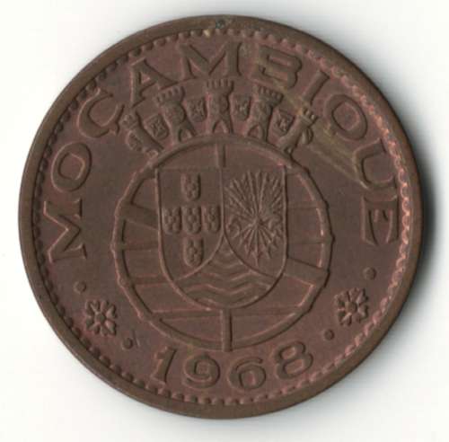 1968 Mozambique 1 Escudo a-UNC toned