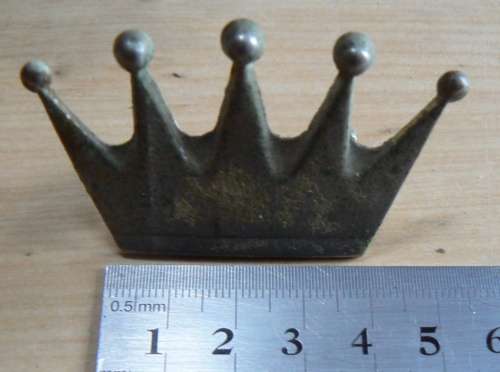 Vintage Frigidaire crown emblem