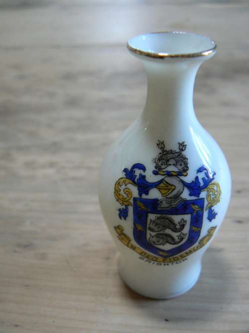 Brighton miniature Savoy China vase, Stoke on Trent BR & C