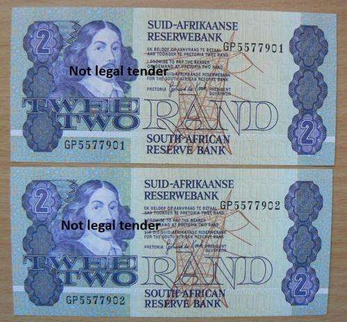 Pair of G de Kock 3rd Issue R2 notes - UNC, in sequence - GP