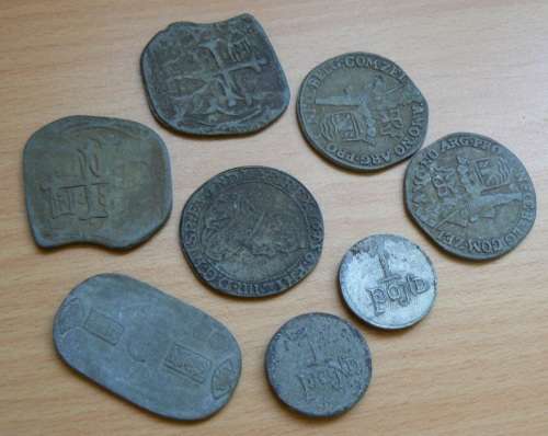 Lot of 8 BP Treasure / Skatkis tokens