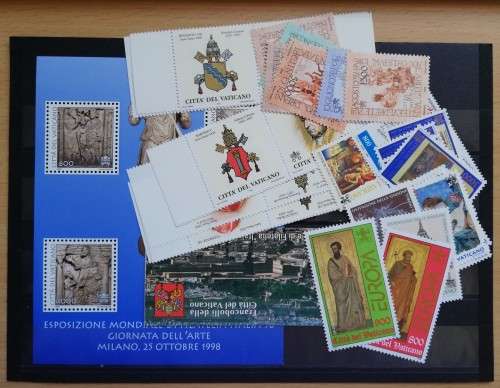 1998 Vatican City full set of MNH stamps - see listing for details