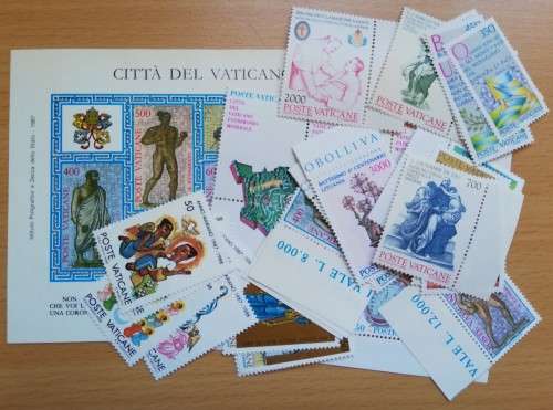 Vatican City lot of 30 MNH stamps and 2 minisheets 1986, 1987, 1988 CV R750