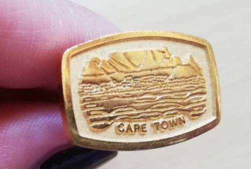 Vintage gold-plated Cape Town Table Mountain cufflinks