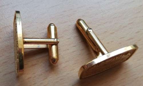 Vintage gold-plated Cape Town Table Mountain cufflinks