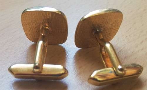 Good quality vintage cufflinks marked `K`