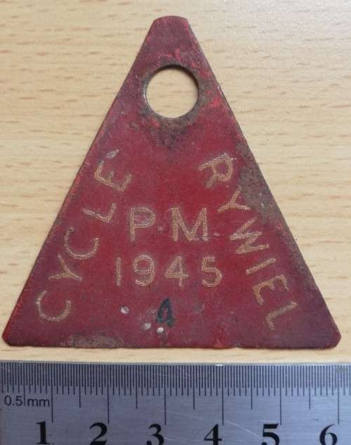 1945 Paarl Municipality Cycle Rywiel license #4