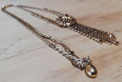 Lovely vintage costume jewellery necklace with brown stones