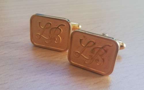 Pair of vintage gold-plated cufflinks - LB logo