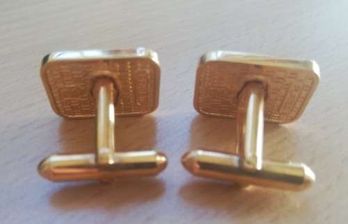 Pair of vintage gold-plated cufflinks - LB logo