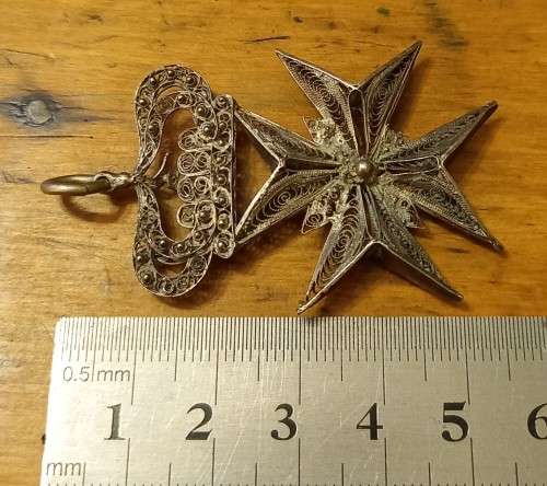 Unusual filigree Maltese cross with crown pendant, early 20th century