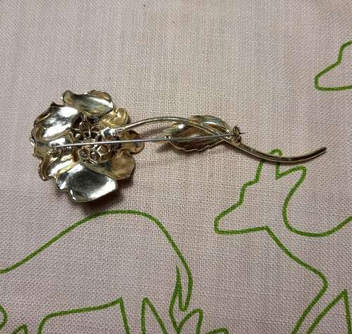 Large vintage yellow rose brooch
