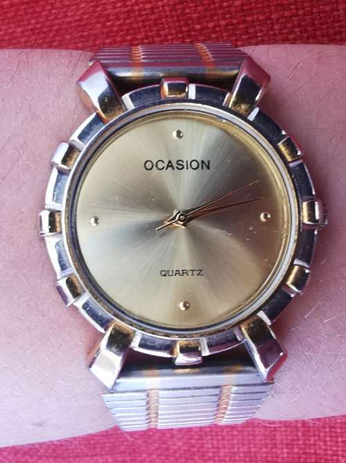 Stylish ladies Ocasion watch - new battery, working