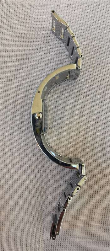 Ladies Ian Daniels jewelled bracelet-style quartz watch - new battery, working