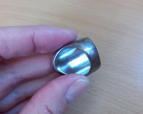 Vintage silver plated ring with black oval front, size N