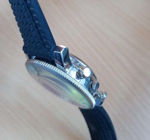 Gents Justin multifunctional watch with rubber strap, new battery, working