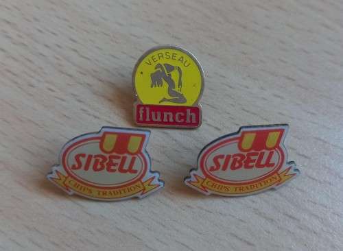 Lot of 8 vintage lapel pin badges related to the food industry - mostly French