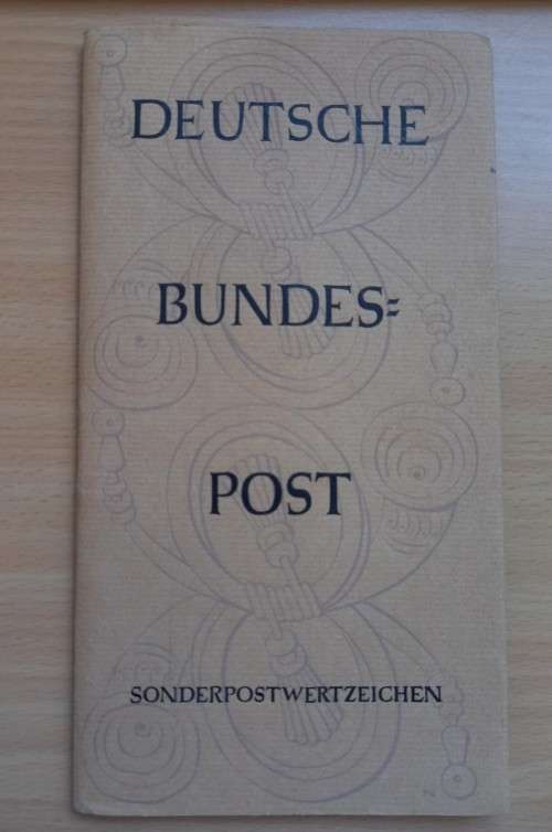 Vintage German Deutsche Bundespost album with space for 33 stamps