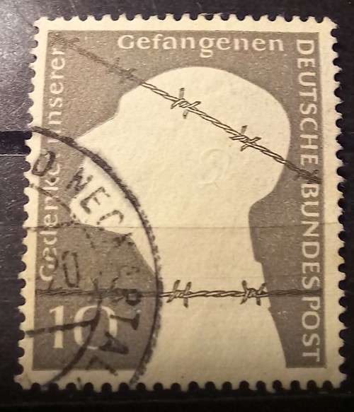1953 Germany 10 Pf War Prisoners - no imprint on eye or nose