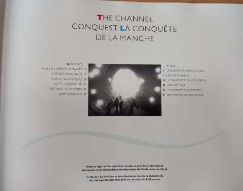 Great Britain & France 1994 `The Channel Conquest` presentation pack booklet with 8 mint stamps