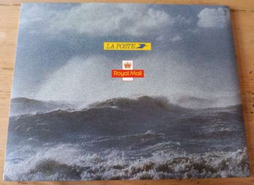 Great Britain & France 1994 `The Channel Conquest` presentation pack booklet with 8 mint stamps