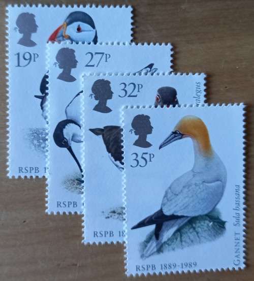 1989 Great Britain lot of 5 FDCs & 20 MNH stamps, CV$60 - see details