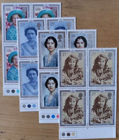 1990 Great Britain Queen Mother FDC + 4 MNH blocks of 4