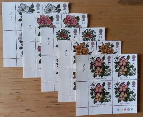 1991 Great Britain Roses FDC + 5 MNH blocks of 4