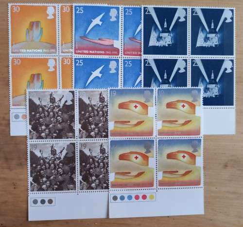 1995 Great Britain Peace & Freedom FDC + MNH blocks of 4