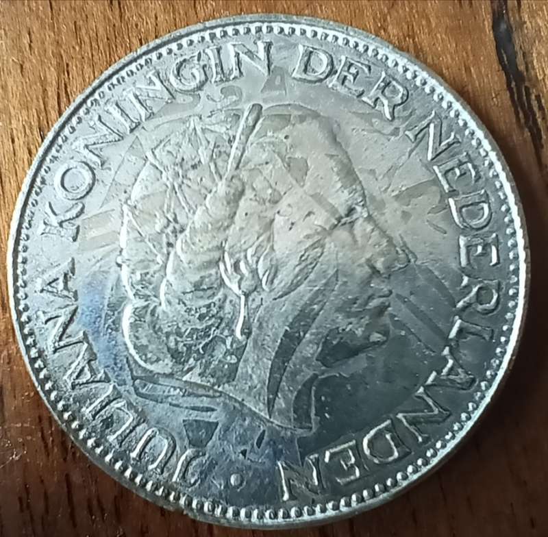 Netherlands silver 2 1/2 Gulden 1961