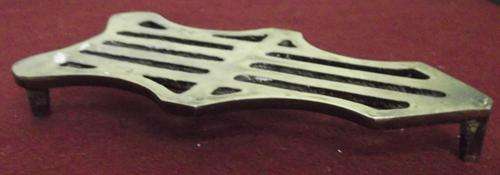 Brass iron rest