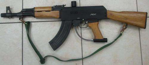 Ak47 replica PAINTBALL GUN (real steel and wood) inc gas bottle and feeder