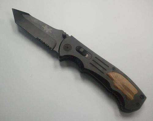 Benchmade Tanto Folding Knife